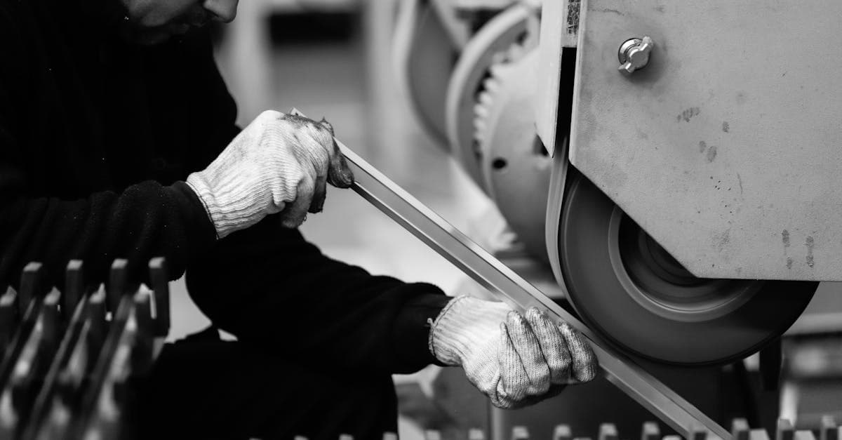 Cummins Engine manufacturing facility with long-range labor scheduling improving customer satisfaction