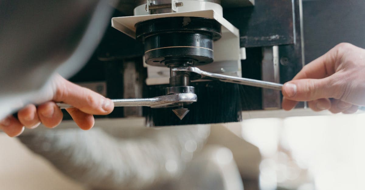Job shop labor scheduling board showing operators assigned to machines based on skills and availability