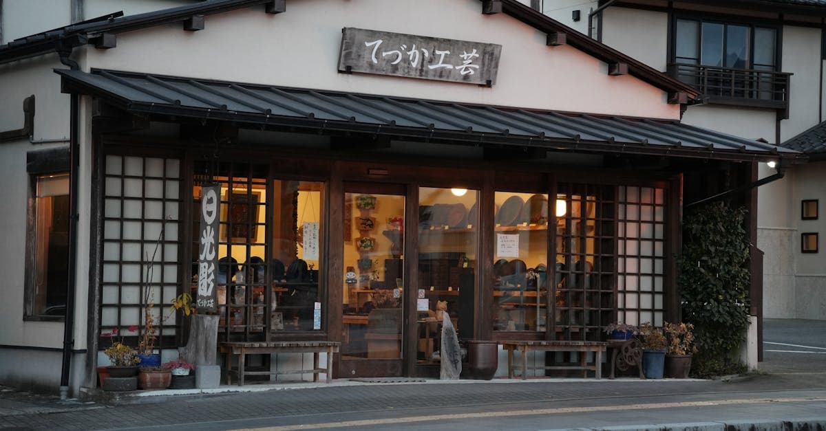 Timeline comparison showing reduced manufacturing lead times in a job shop after scheduling optimization