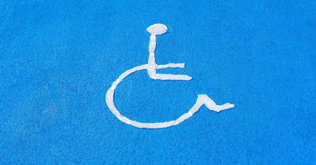 Quality manager demonstrating lot traceability chain from raw material through production to finished product for compliance audit